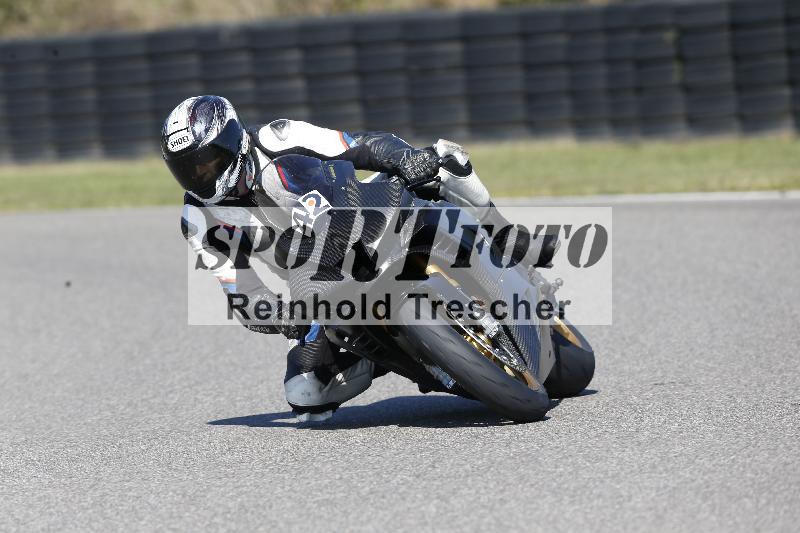 /Archiv-2025/49 26.08.2025 Cornu Master School ADR/rot-rouge/42